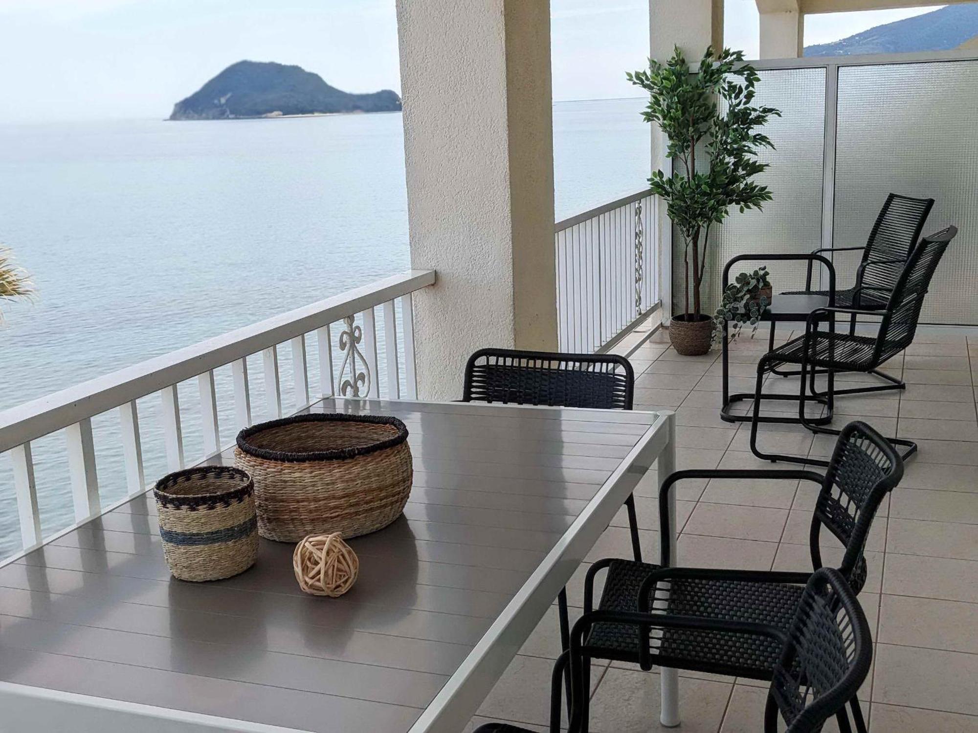 Panorama Inn Lithakia  Buitenkant foto