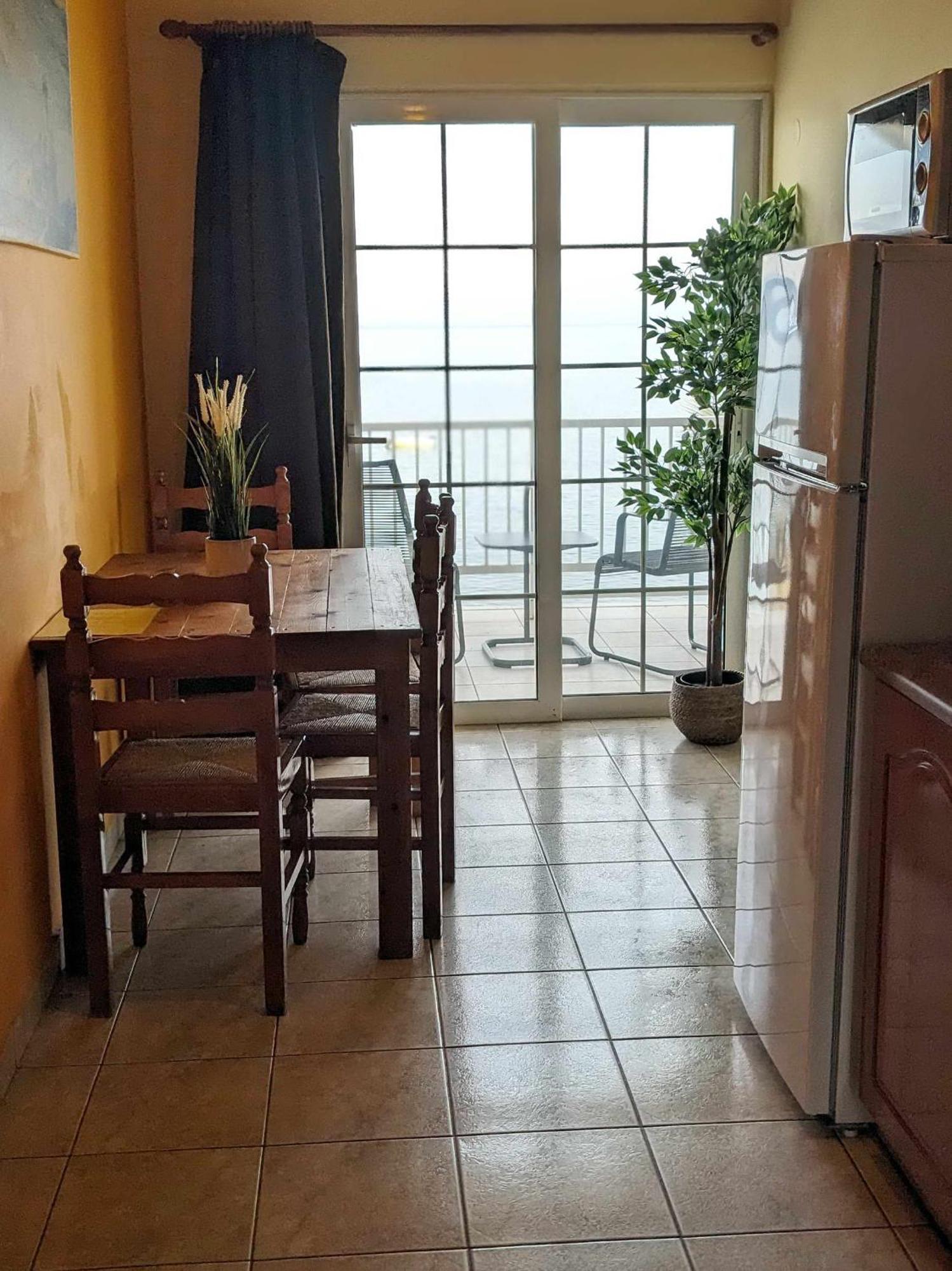 Panorama Inn Lithakia  Buitenkant foto